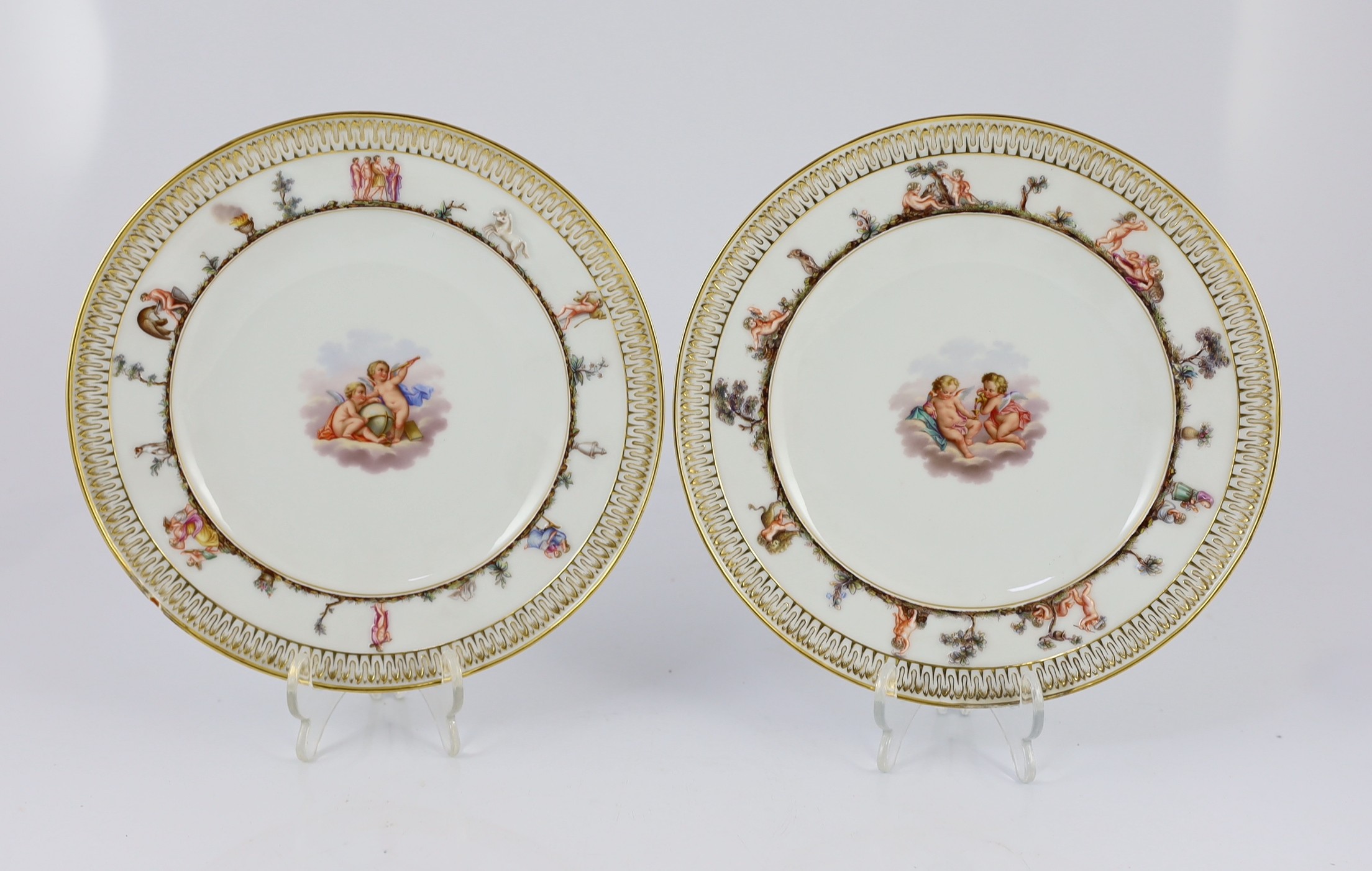 A set of five Meissen Capo di Monte style plates, 19th century, 22.7cm diameter, slight faults